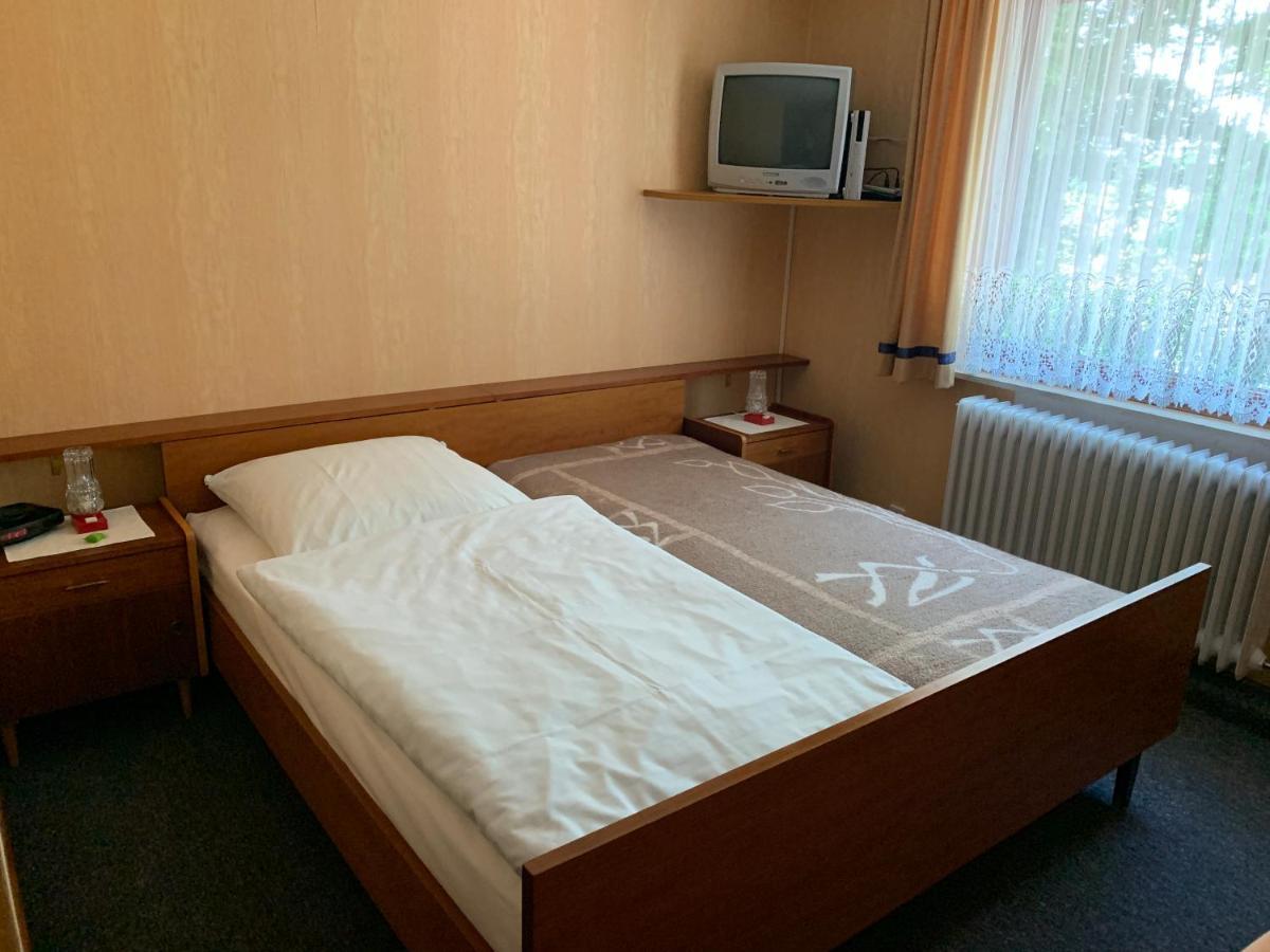 Gasthaus Glueck Auf Garni Hotel Hauslingen Екстериор снимка